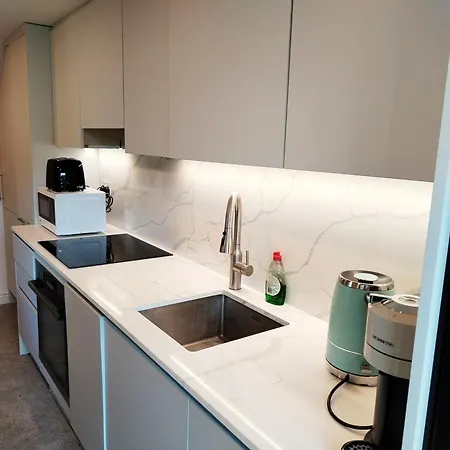 Ferienwohnung New Refurbished One Bed Flat In The West London Exterior foto